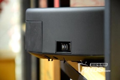 全新激光探測技術(shù)智能掃地機器人 inxni以內(nèi)X332深度評測與廢物儲存產(chǎn)品分析